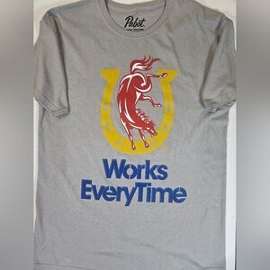 Pabst Mens‎ T-shirt Medium Grey Red Yellow Horseshoe Graphic Casual Beer Tee NEW